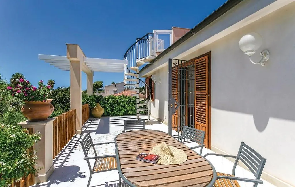 Villa Carmen - Relax A Marina Di Ragusa 0*,